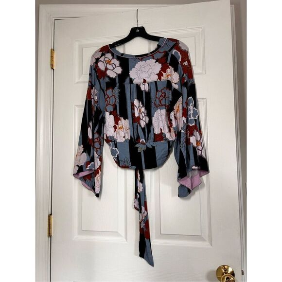 Free People that’s a wrap cardigan size XS C2-3 - Picture 2 of 3